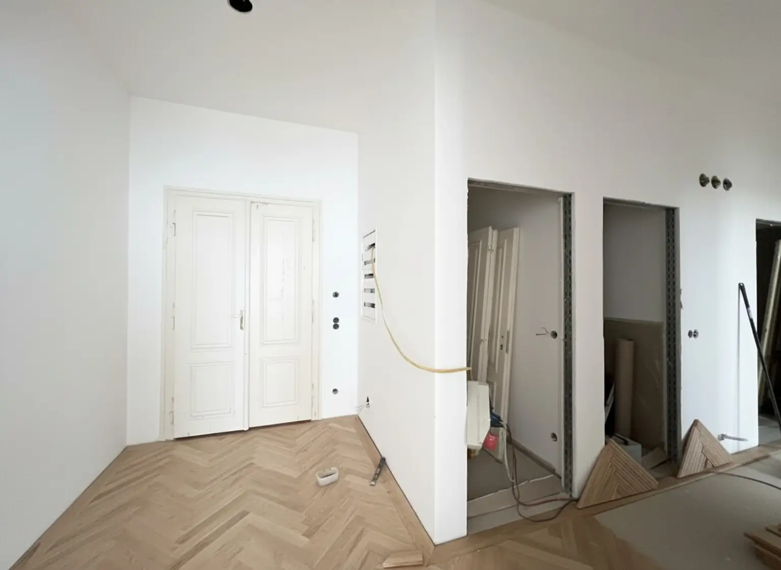 UNBEFRISTET und ERSTBEZUG: Prachtvolle, klimatisierte 4-Zimmer-Wohnung in fantastischer Lage