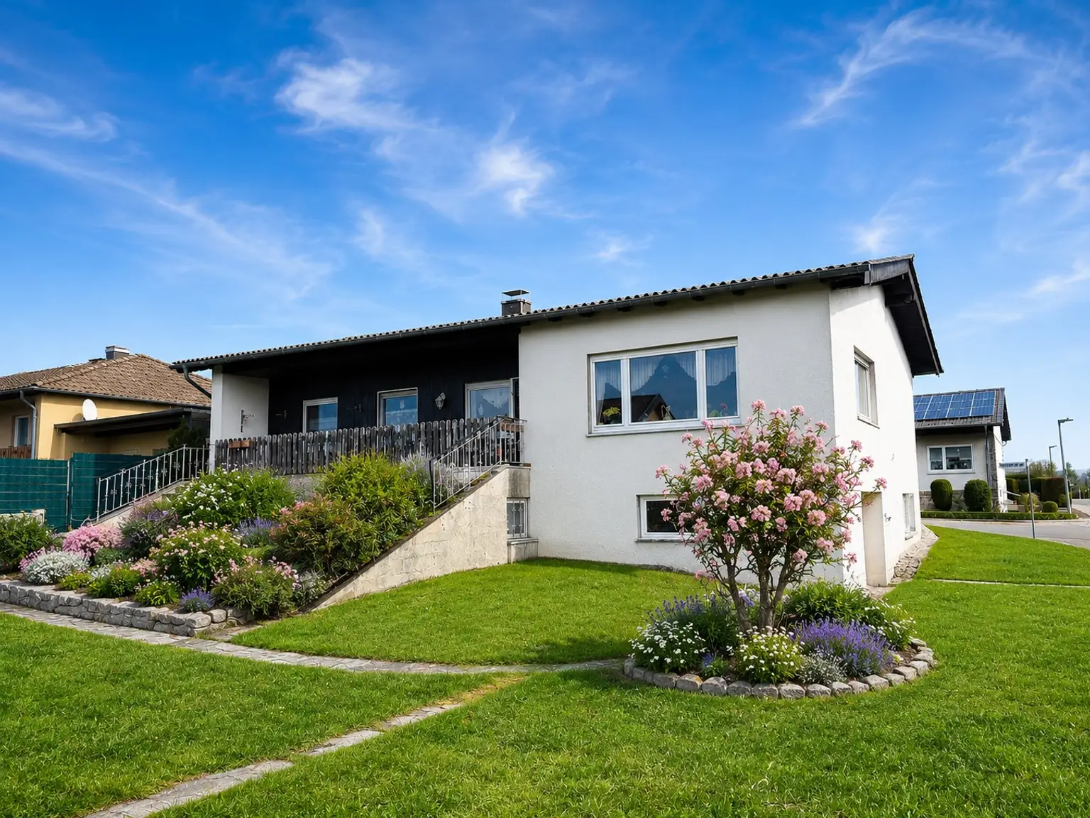 Bungalow in bester Wohnlage...
am Bostalsee in Neunkirchen/Nahe