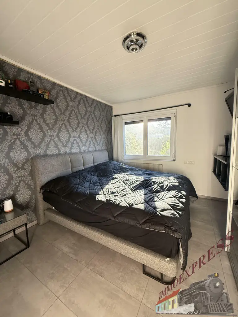 Zweifamilienhaus mit zusätzlichem Baugrundstück & vielen Extras in 2752 Wöllersdorf