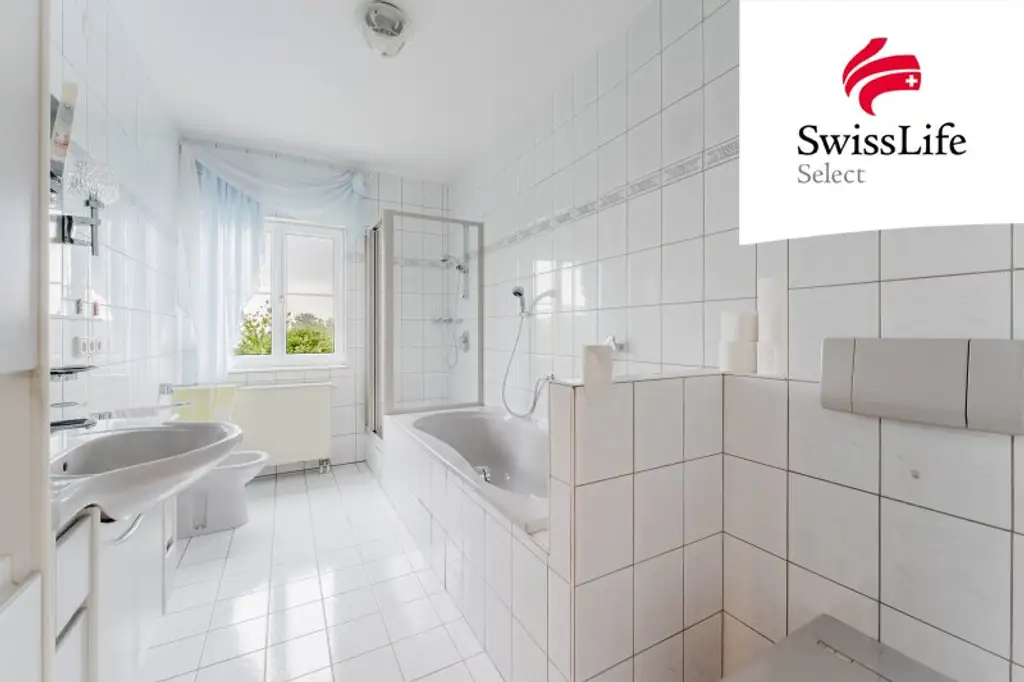 Großzügig Wohnen in traumhafter Lage | Einfamilienhaus in Saaß/Garsten mit Pool, großem Garten, Doppelgarage uvm.