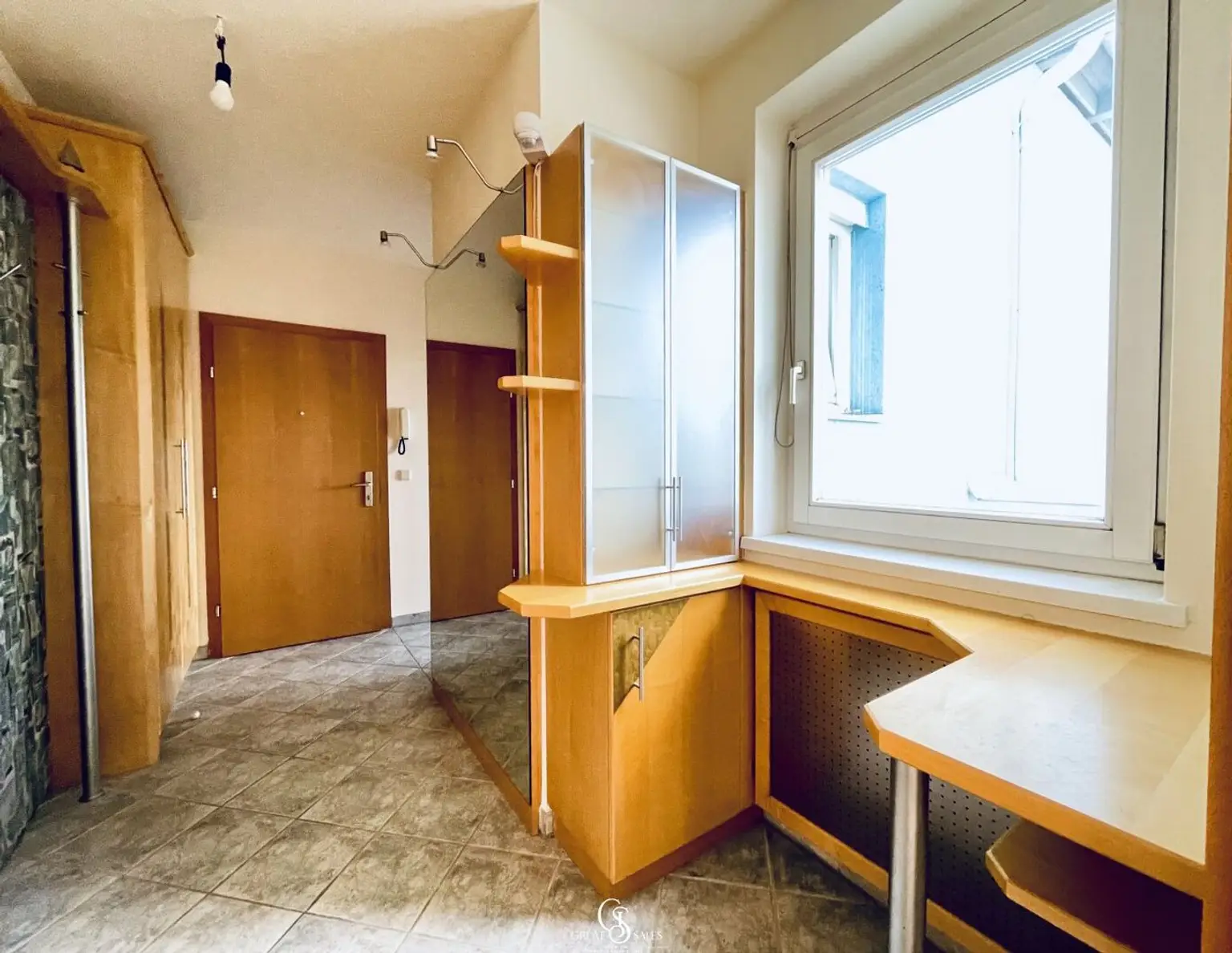 Penthouse mit 2 Dachterrassen & Tiefgarage - sonnig, ruhig & bestens ausgestattet!