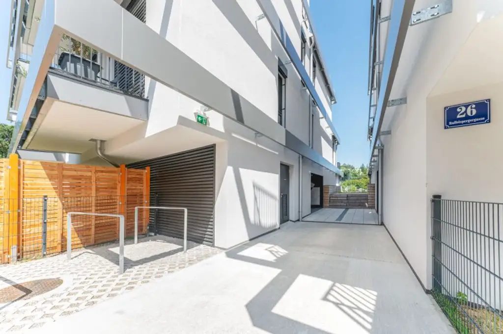 Erstbezug! Großzügige 3-Zimmer-Wohnung mit 2 Terrassen inkl. Stellplatz zu vermieten!