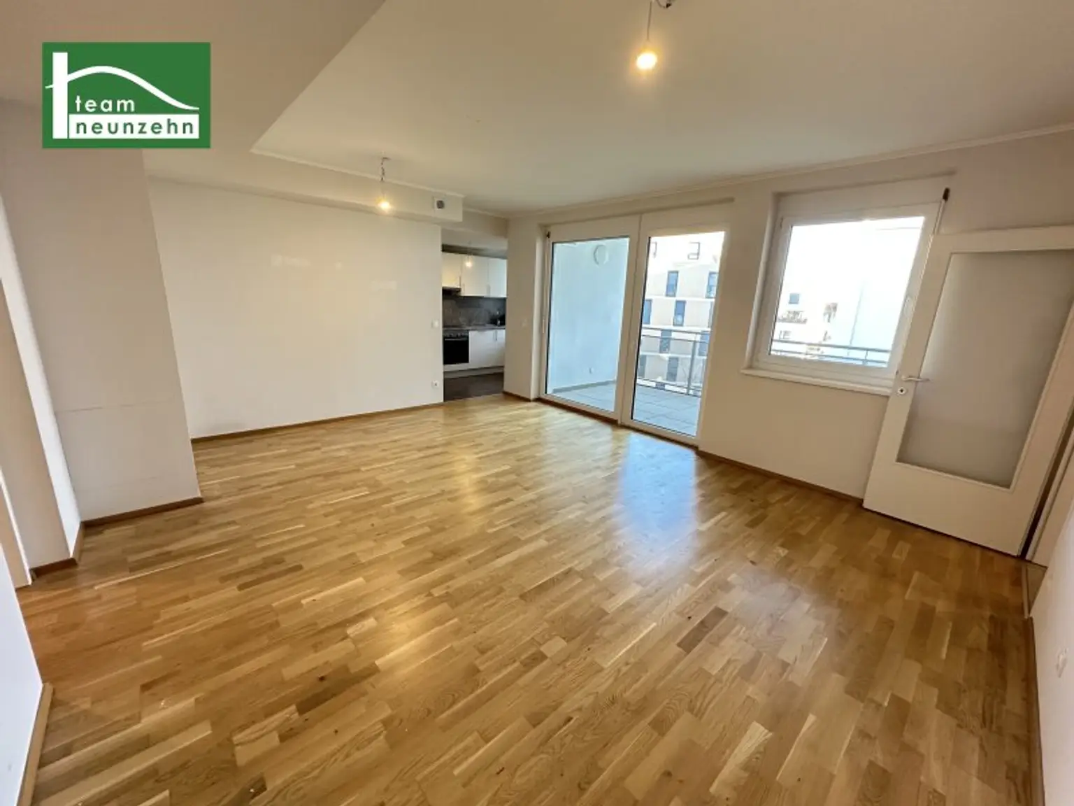 Familientraum im Mautner-Markhof mit Süd-Terrasse! Traumküche- und Bad sowie Abstellraum! GEMEINSCHAFTLICHE DACHTERRASSE!