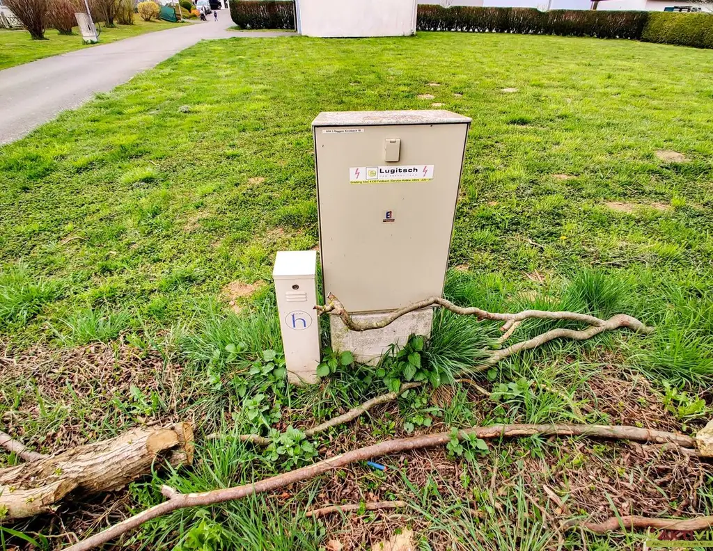 Zentral gelegenes Baugrundstück mit hohem Bebauungspotenzial in Kirchbach.