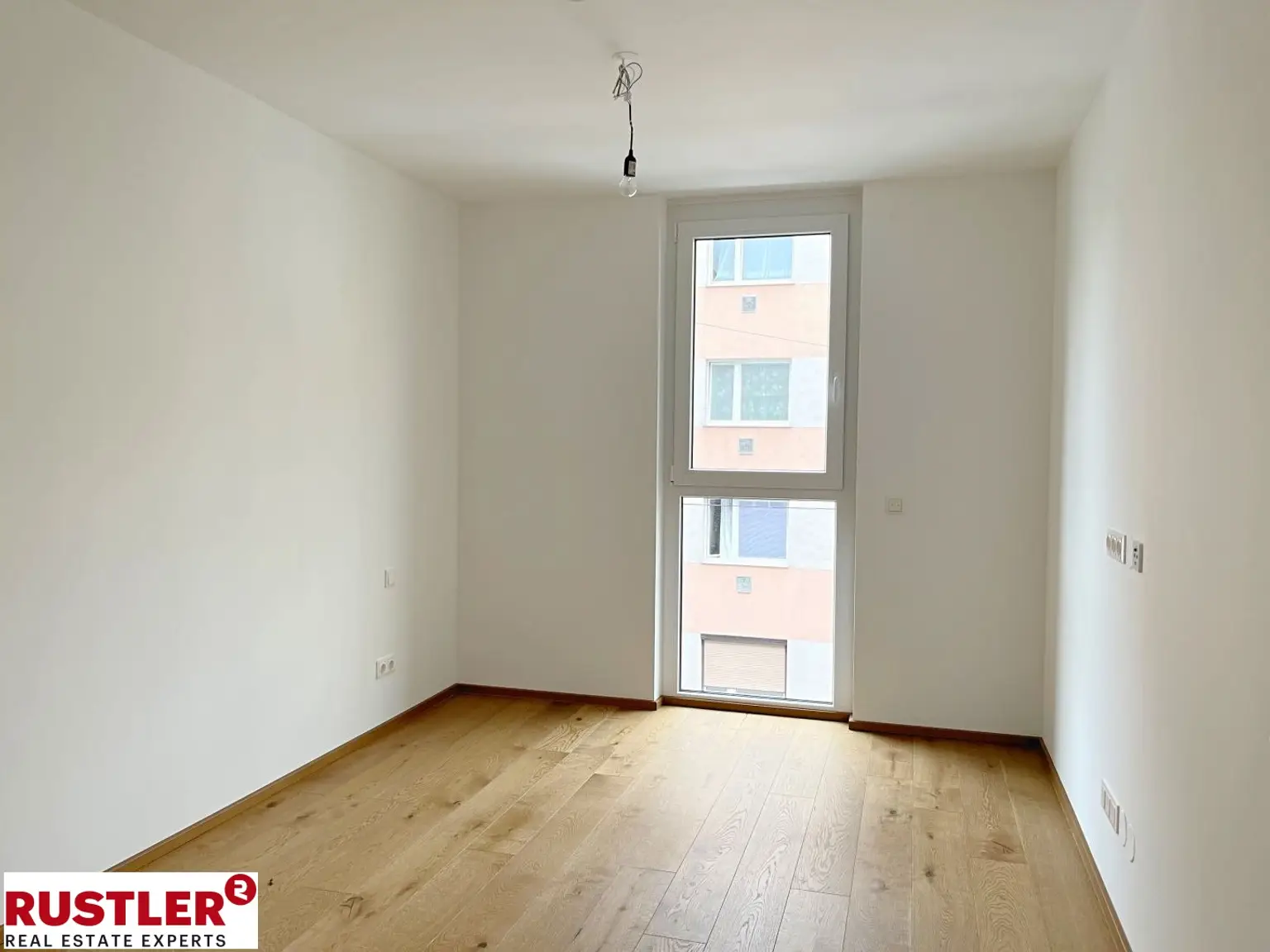 3 Zimmerwohnung mit Loggia in ruhiger Lage - zu vermieten