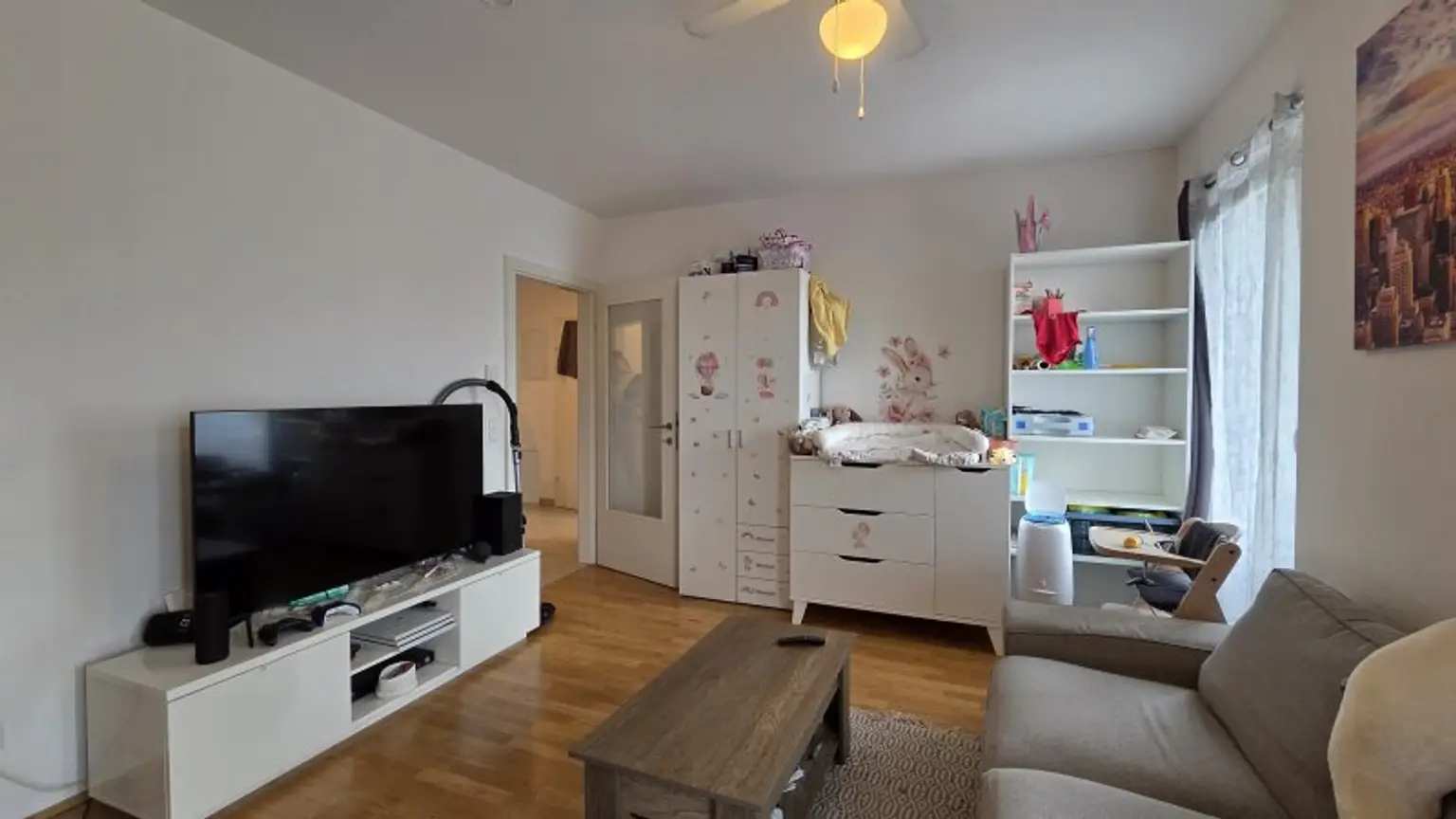 Moderne 2-Zimmer-Wohnung mit Balkon und Stellplätzen in Gerasdorf bei Wien!