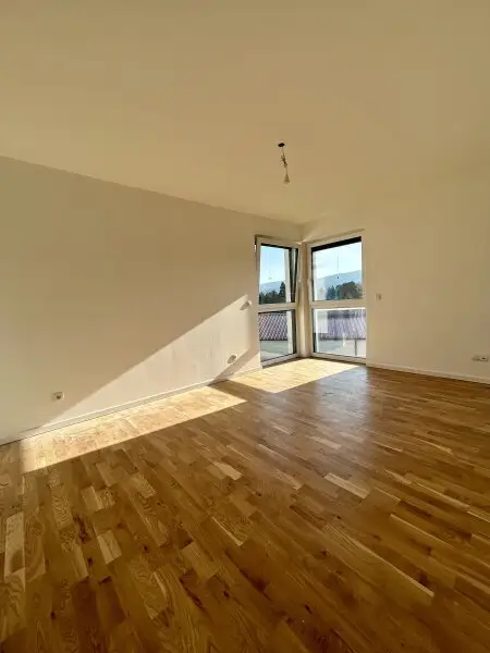 Neues Zuhause in Wilfersdorf bei Tulln : Erstbezug, 144,79m², 2 Stellplätze, Garten