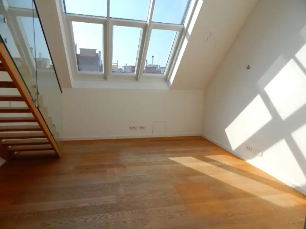 Wohntraum helle und ruhige Dachterrassenwohnung mit Fernsicht