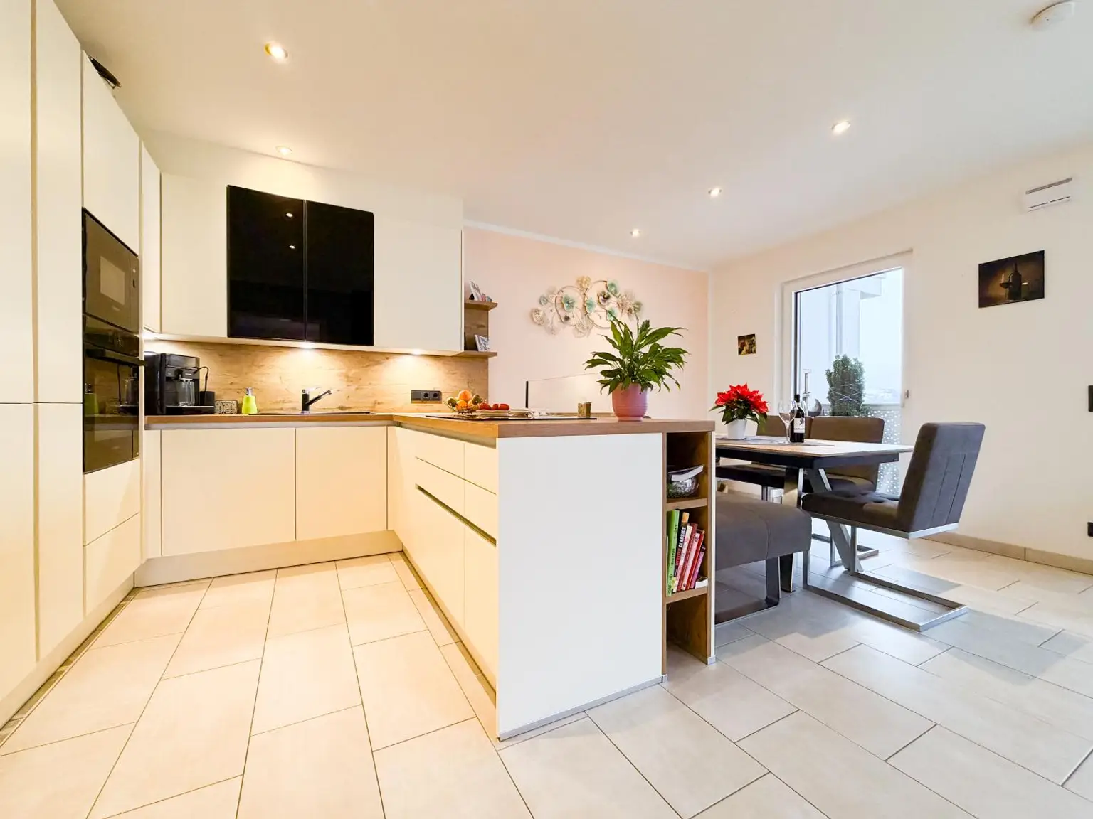 Wohn - Koch - Essbereich