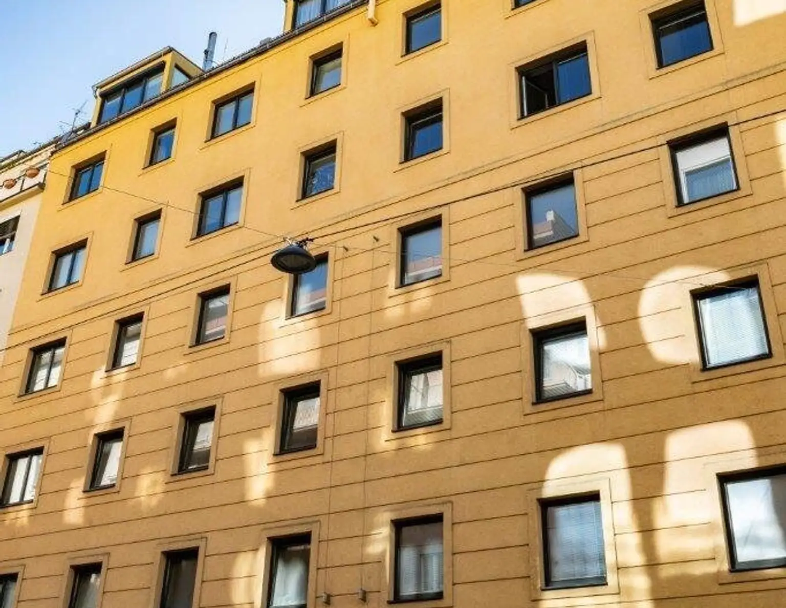 Graf Starhemberg-Gasse - Bezaubernde 2-Zimmer-Wohnung mit Loggia in den Innenhof
