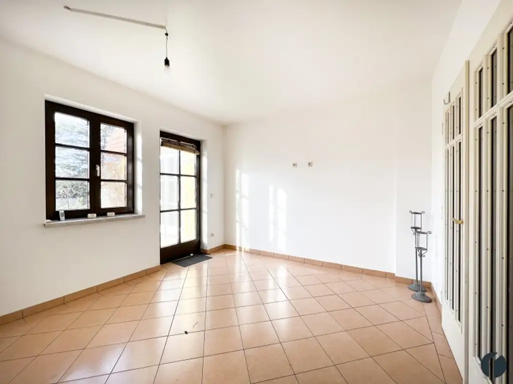 Elegantes Einfamilienhaus in Zeiselmauer mit Garten, Garage und Wellnessbereich