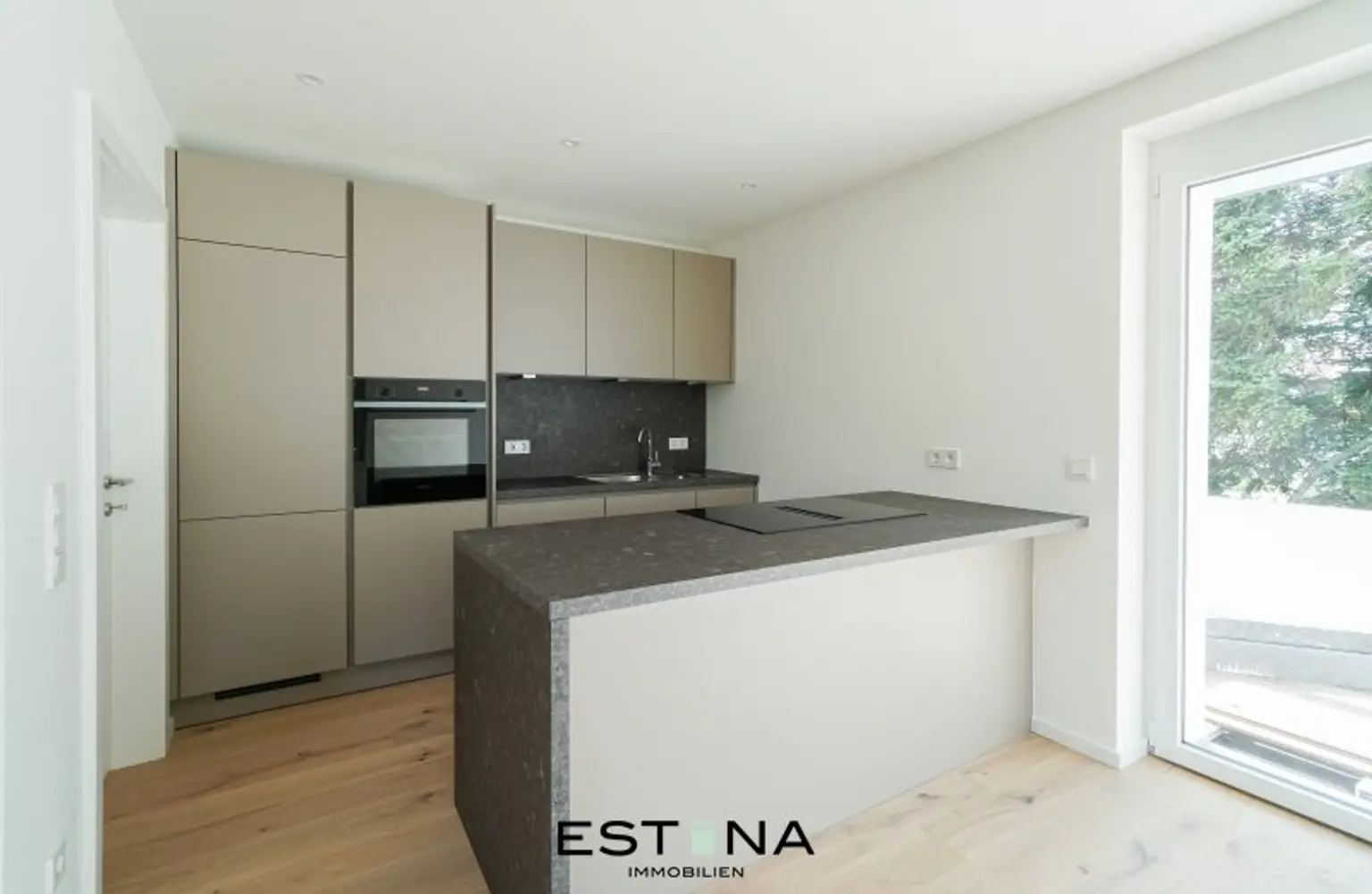 Lichtdurchflutete 4-Zimmer-Wohnung – Ihr neues Zuhause mit Weitblick