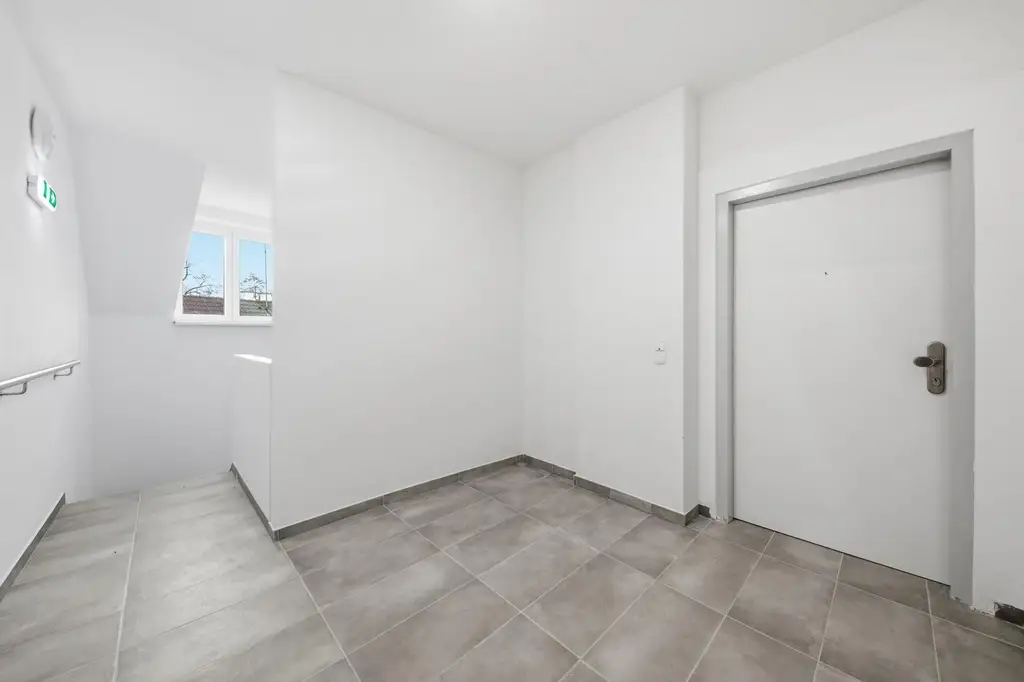 ERSTBEZUG NACH SANIERUNG - 4 Zimmer Dachgeschoss-Wohnung in Eggenburg!