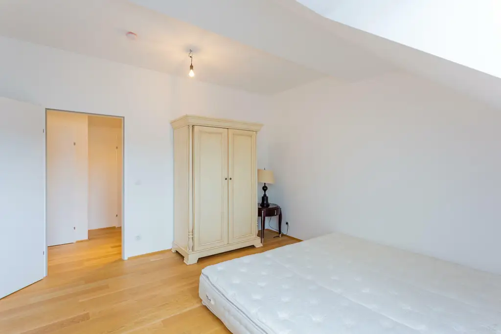 8043 Kauf: 3 Zimmer Erstbezugswohnung in stilvollem Gebäude nahe Hilmteich & KF UNI Graz