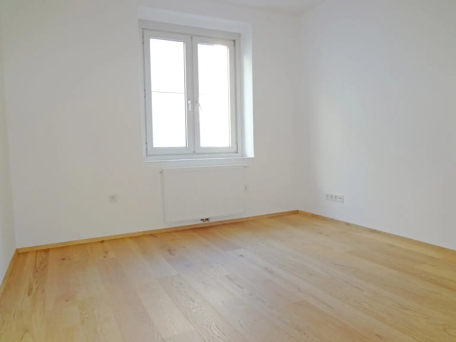 Sehr schöne Kleinwohnung – inkl. TOP Küche!