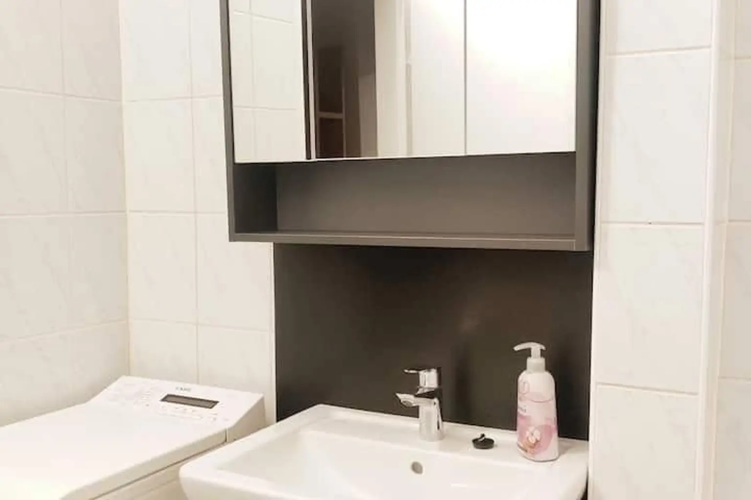 "Ruhige 2-Zimmer Altbau-Wohnung"