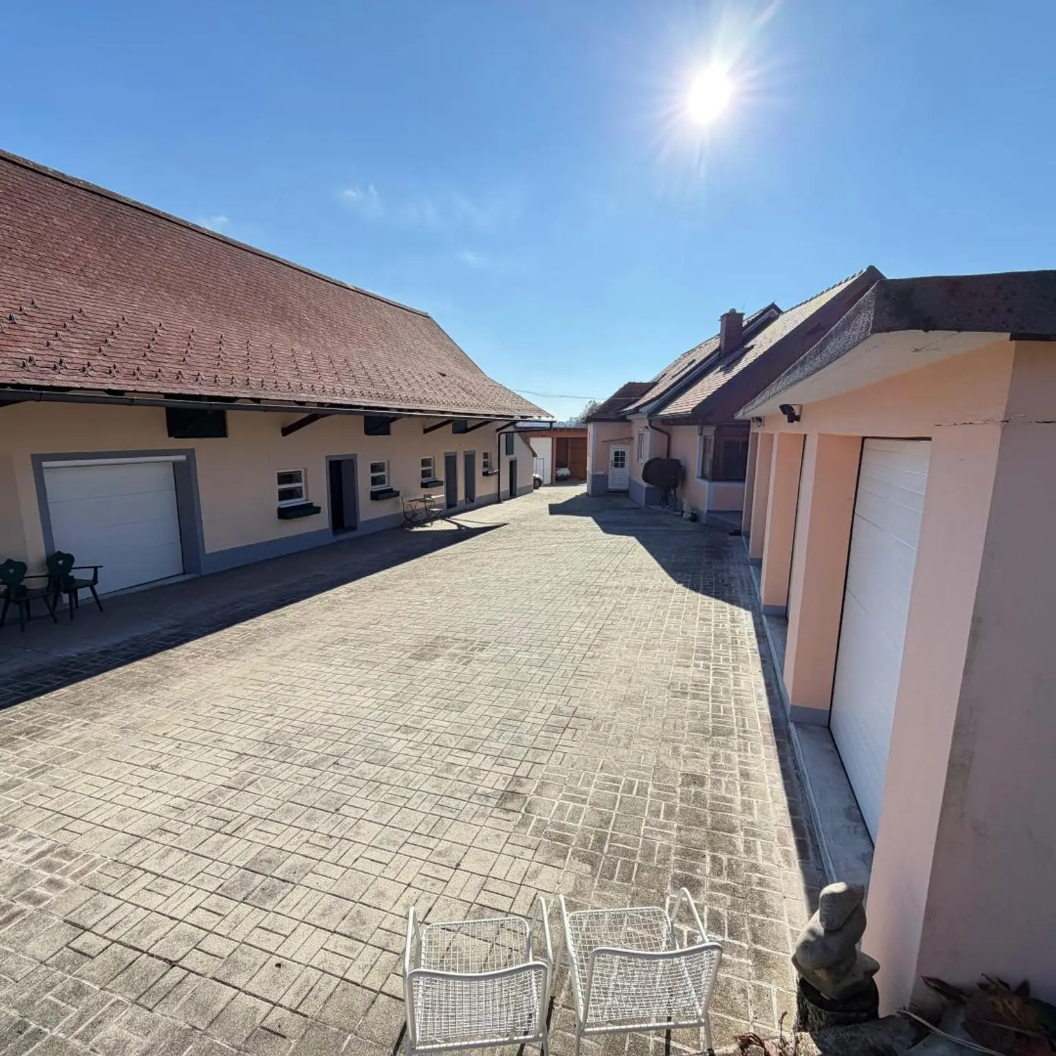 Wohnen in Aussichtslage mitten in der Natur auf  8 Ha. Grund, ehemalige Hofstelle!