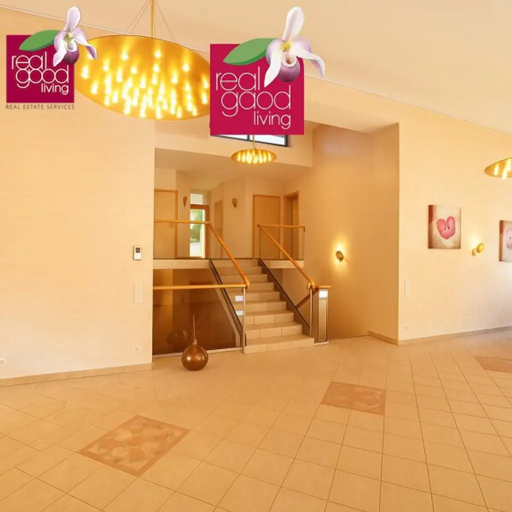 Exklusive Villa mit Pool, Terrassen, Wintergarten & großer Garage in Klosterneuburg-Weidling