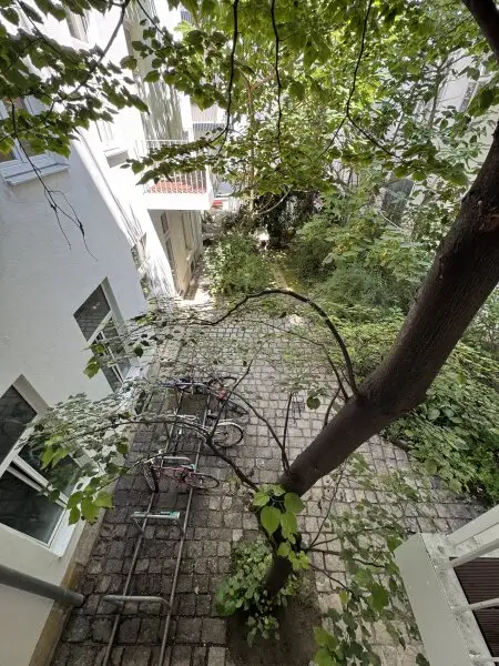 Exklusive 4-Zimmer-Altbauwohnung mit Wohn-Essbereich & zwei Balkonen in Bestlage von Wien-Landstraße 1030 Wien
