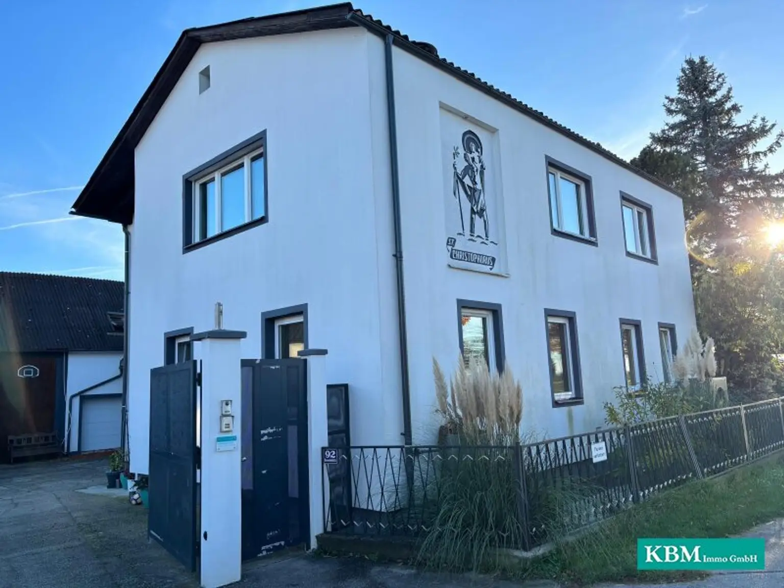 Top sanierte, vermietete 2 Zimmerwohnung