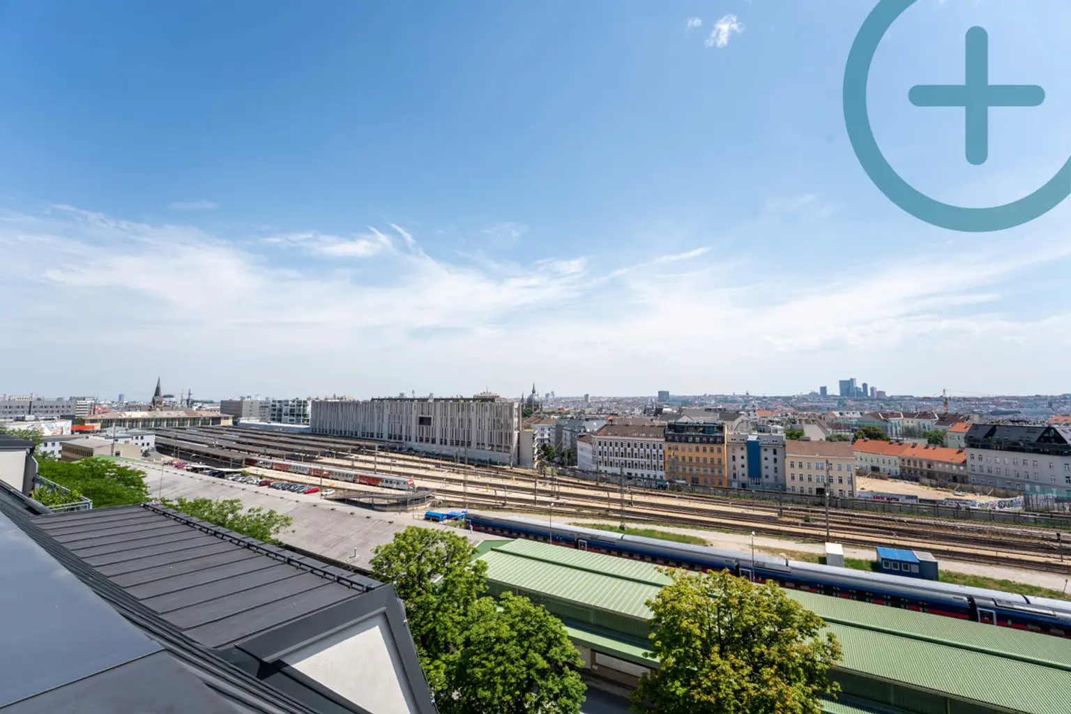 ROOFTOP FEELING MIT WEITBLICK- BEFRISTET VERMIETET