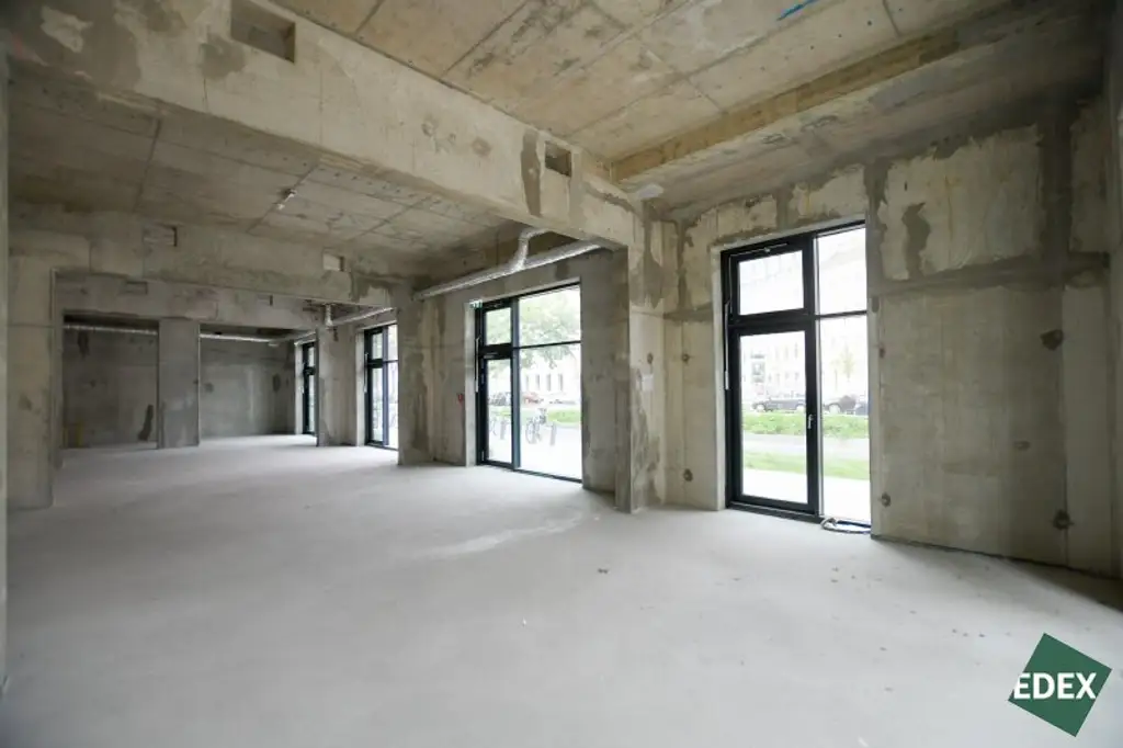 Erstbezug | Moderne Gewerbefläche mit hoher Sichtbarkeit und flexibler Nutzung