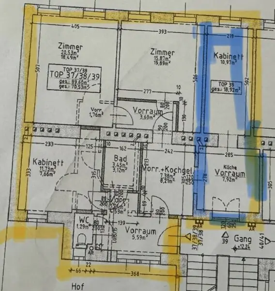 Schöne 3,5 Zimmer Altbauwohnung in zentraler Lage