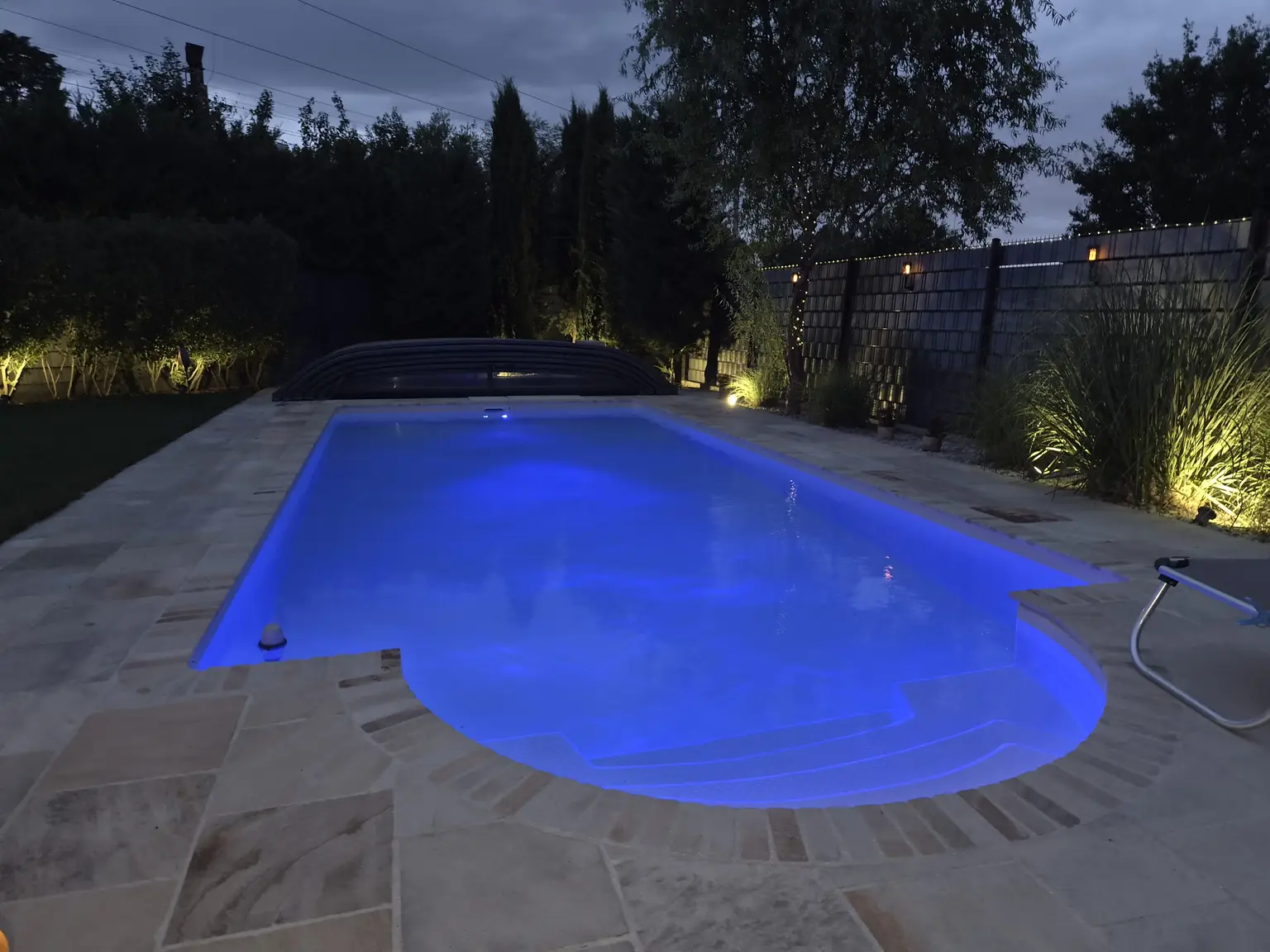 Oase!! - Bungalow mit Swimmingpool auf Pachtgrund!