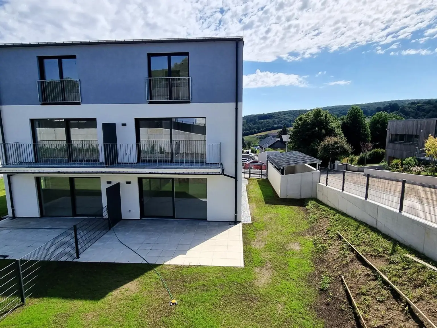 MAISONETTE-NEUBAUWOHNUNG IN SONNIGER RUHELAGE