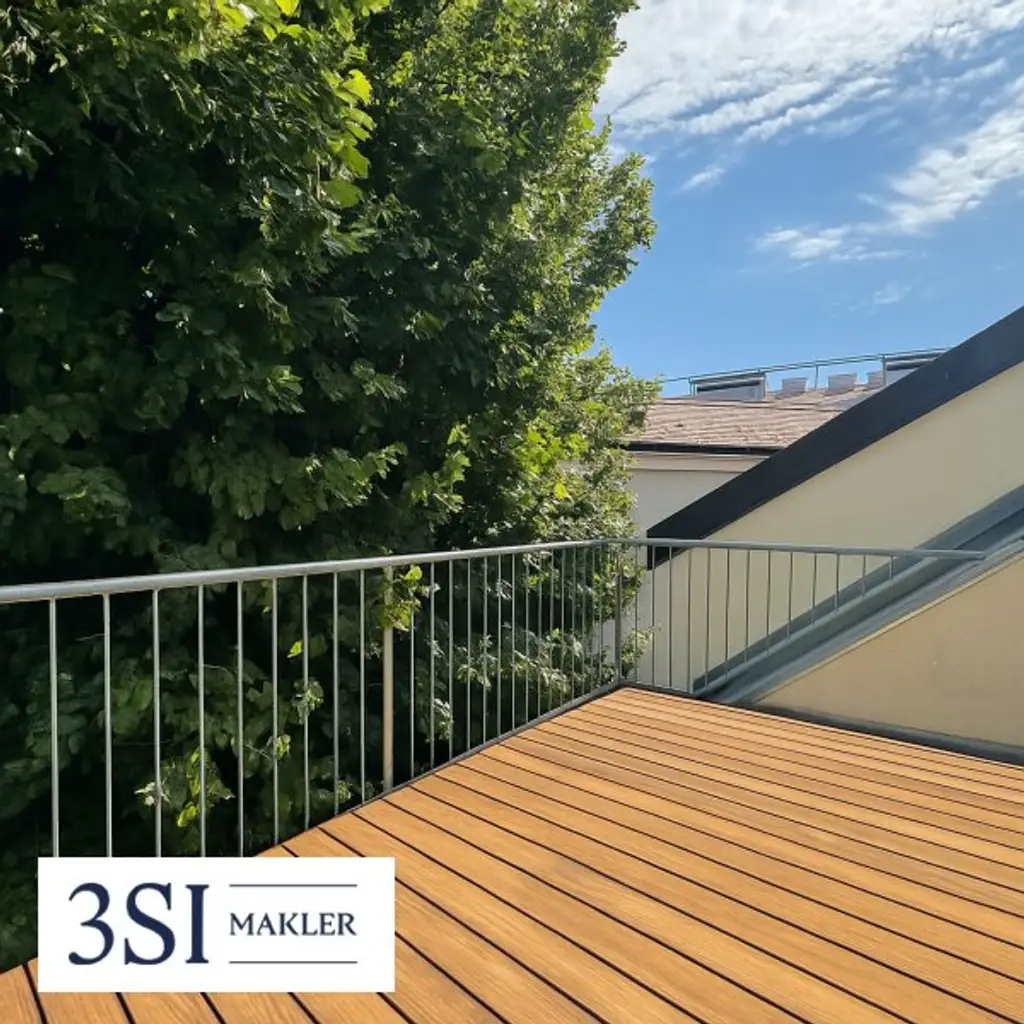 Top sanierte Dachgeschoßwohnung mit Terrasse und Grünblick – Nahe Kutschkermarkt