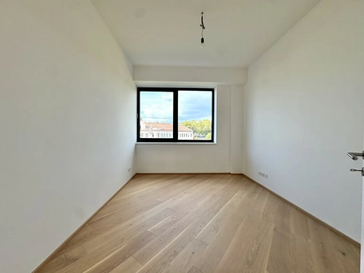 Heller Wohntraum nahe S-Bahn-Station Hernals - Loftfeeling mit 3 Meter hohen Decken