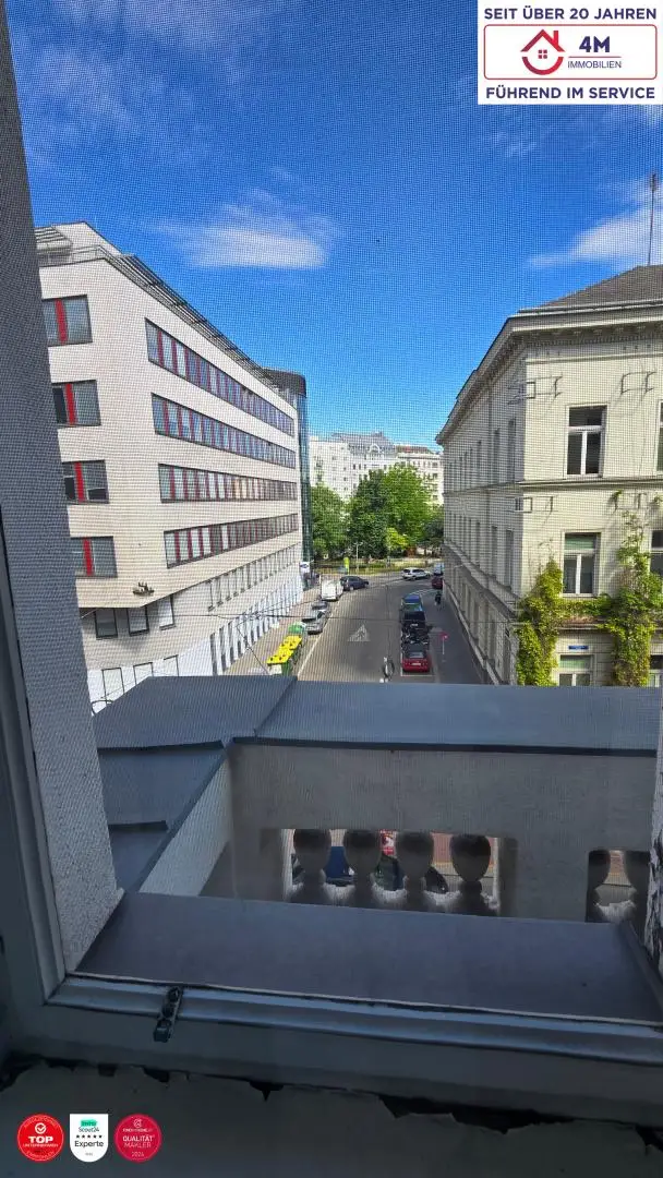 Ausblick kleiner Balkon