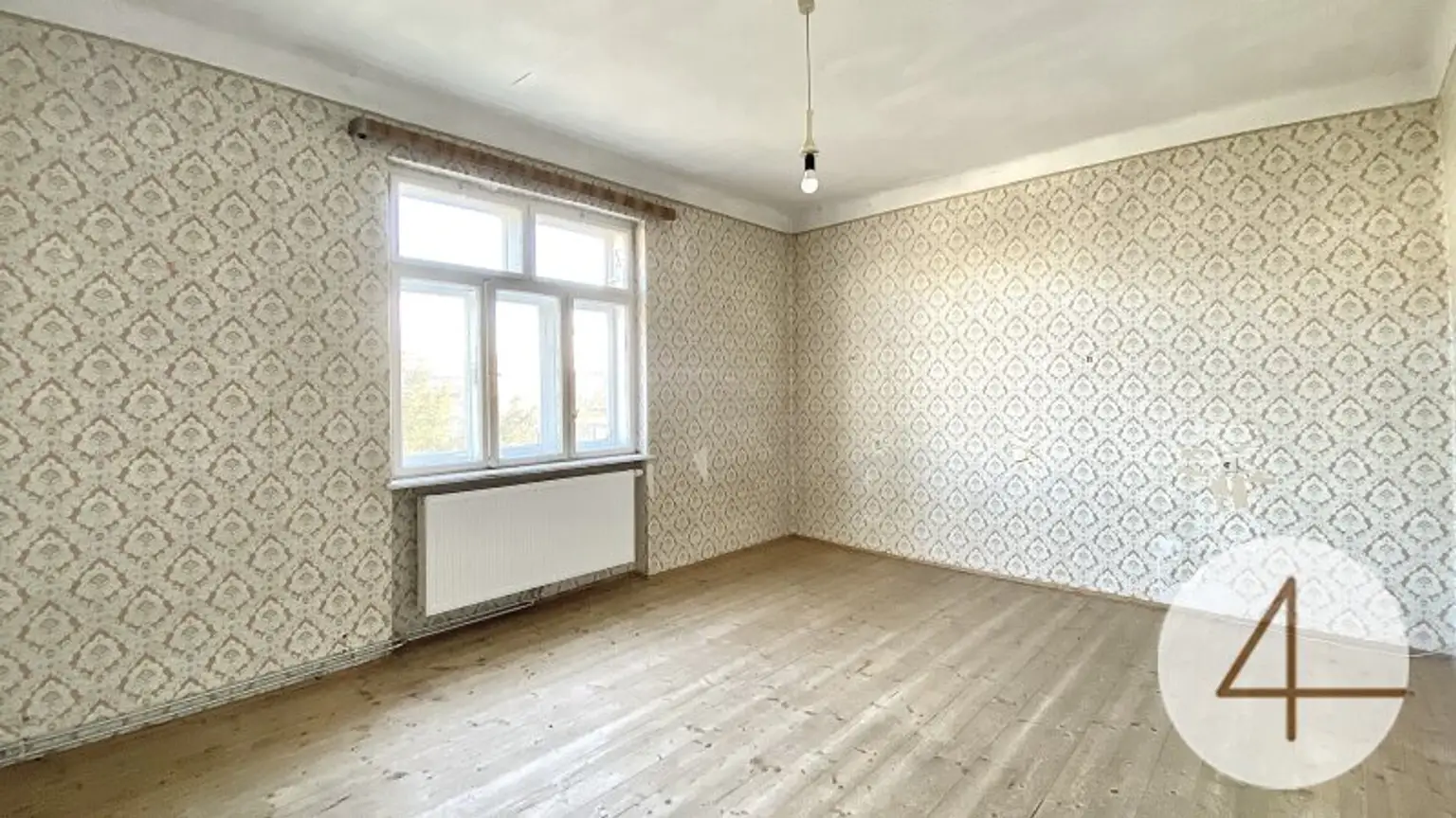 TOP-Lage nähe Stadtzentrum! Sommeraktion! Sanierungsbedürftig mit Ausbaupotential! Studie für 4 Wohneinheiten mit DG-Ausbau vorhanden!