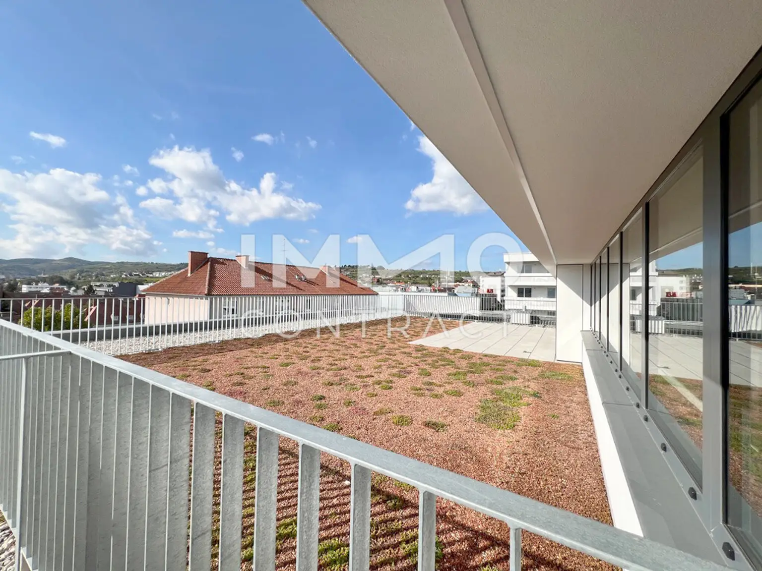 53,21qm 2ZI- Dachgeschosswohnung mit 19,55qm Terrasse, 30qm Gründach, und 14,07qm Balkon