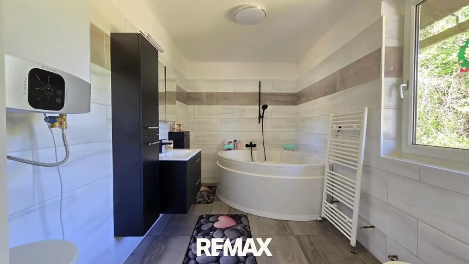 19 Badezimmer OG