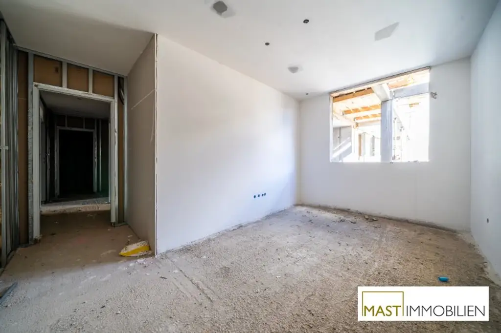 Ende 2026! Provisionsfrei - Großzügige 3 Zimmer Wohnung mit 15 qm Freifläche unweit der Alten Donau!