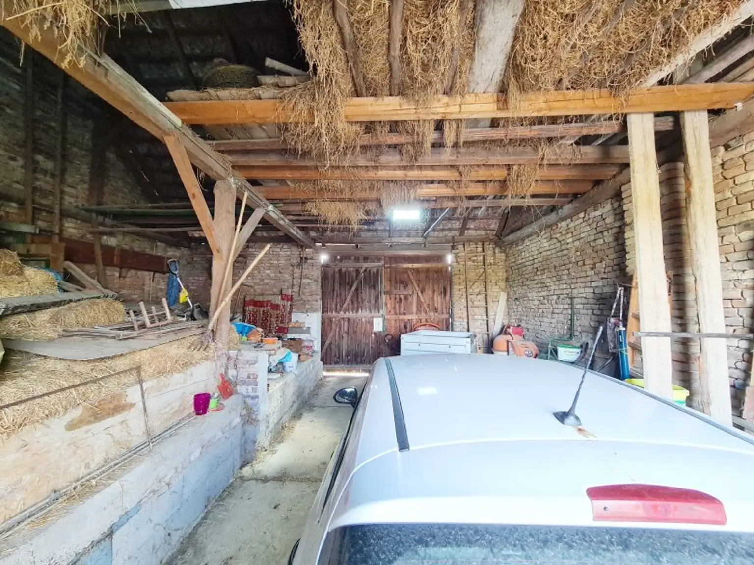 GELEGENHEIT MIT GROSSEN POTENTIAL IN  PALTERNDORF HAUS MIT 6 ZIMMER 156 WFL. PLUS  2 GROSSE SCHUPPEN