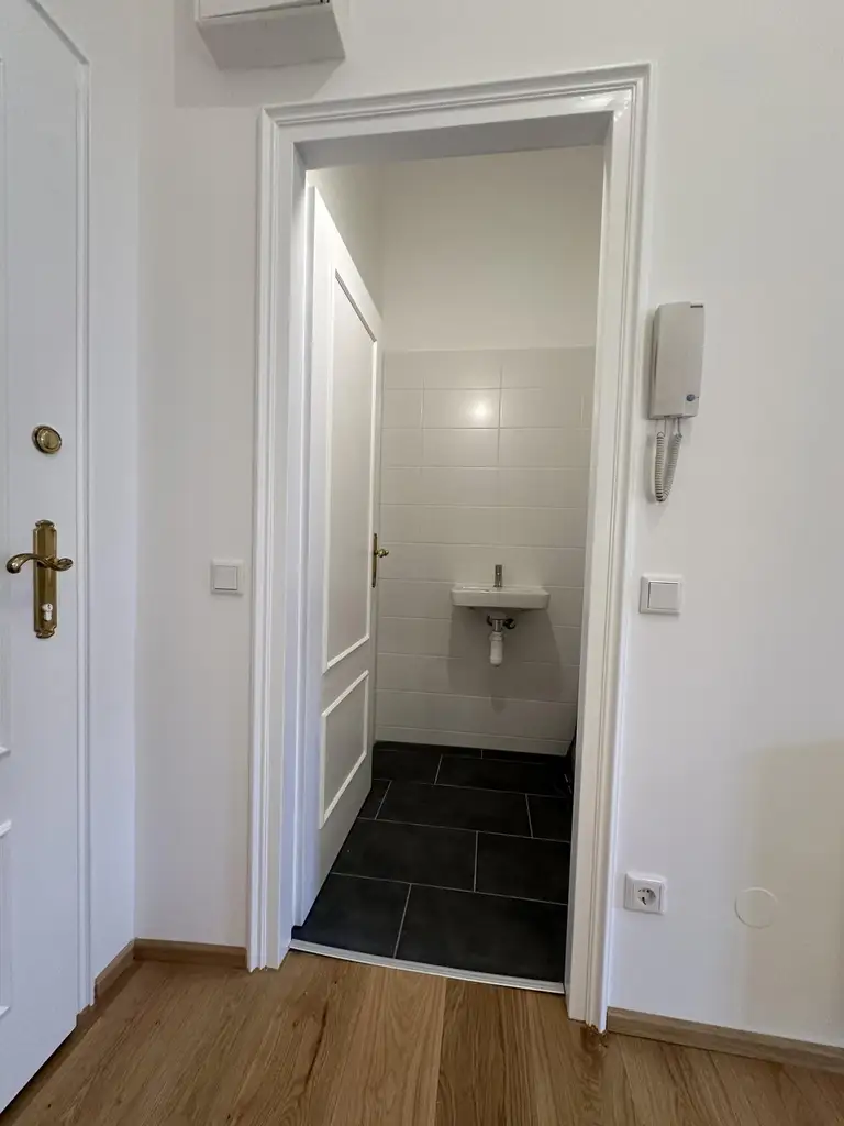 4 ZIM.WHG MIT BLICK IN RUHIGEN INNENHOF/LIFT/TIEFGARAGE