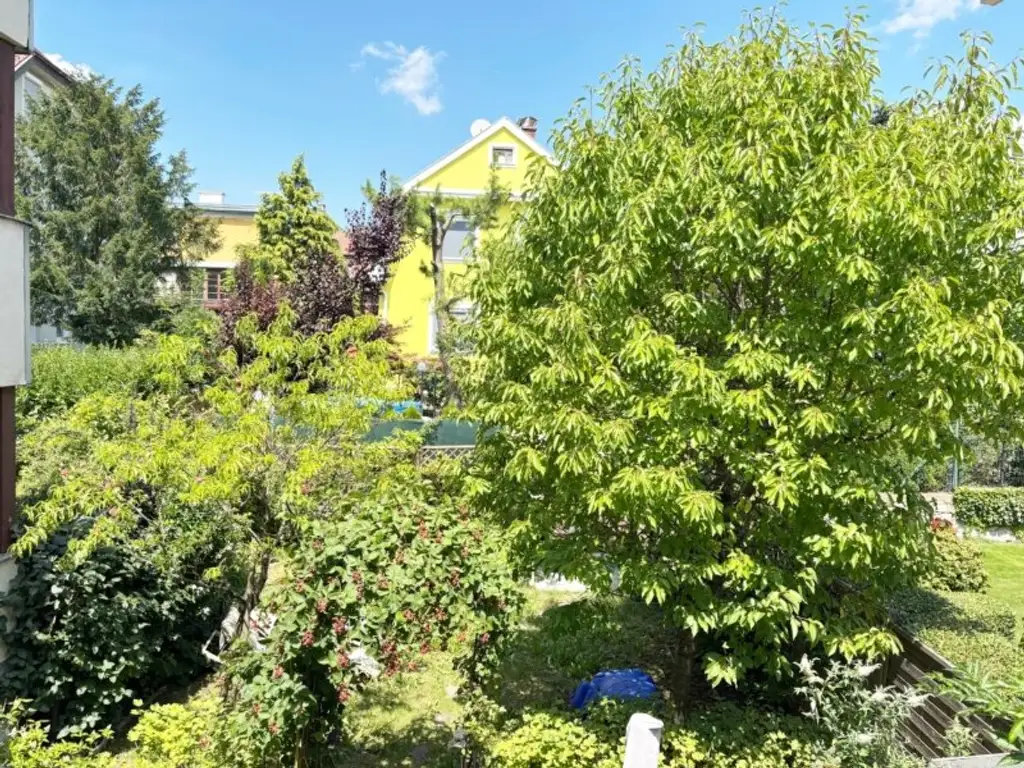 GARTENPARADIES MIT EINFAMILIENHAUS-FLAIR!
