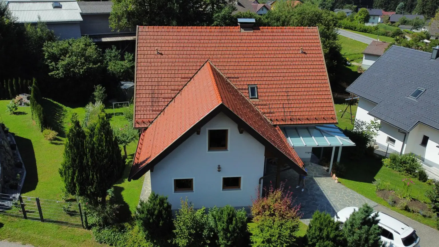 9421 Eitweg/Gemmersdorf   Schönes Einfamilienhaus