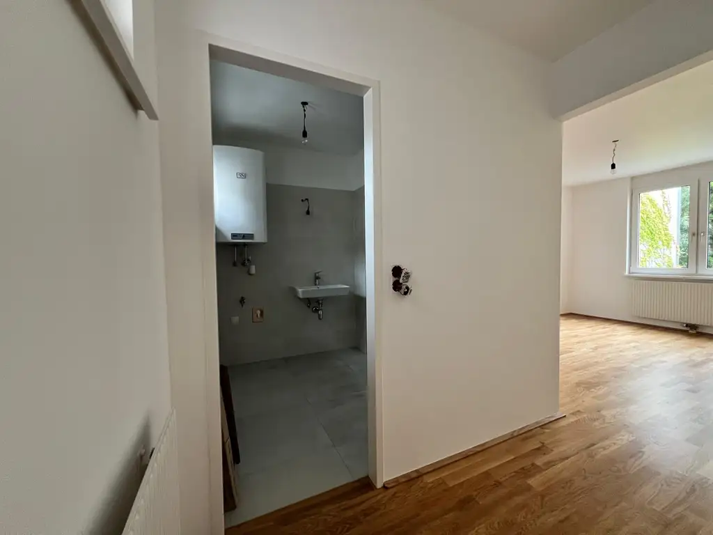 2-Zimmer-Wohnung in Meidlinger Bestlage – saniert & sofort verfügbar
