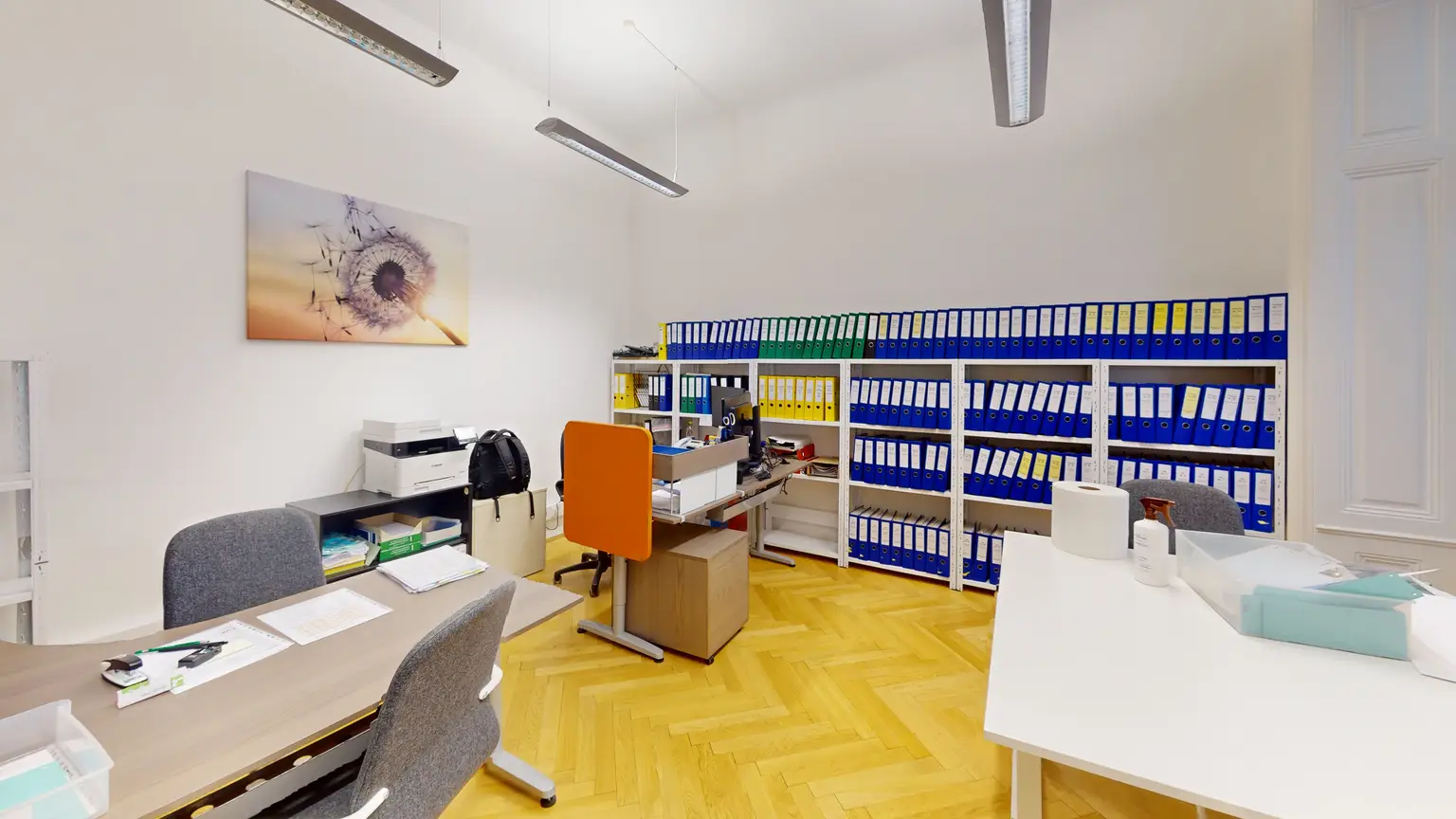 Repräsentatives Altbau-Office am Börseplatz – Nachmieter ab ca. Oktober 2025 gesucht