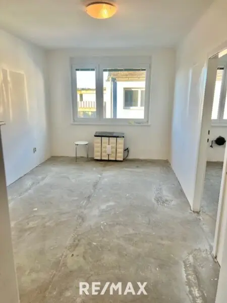 Schlafzimmer 15m², bereit für Parkettverlegung