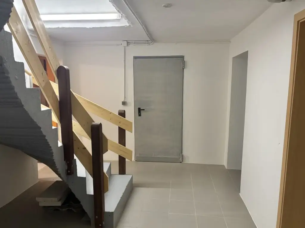 ** FAMILYS BEST **   Reinersdorf !! Bungalow mit ca. 122 m2 Wfl. in ruhiger, idyllischer Ortsrandlage mit ca. 1.200 m2 Eigengrund !!