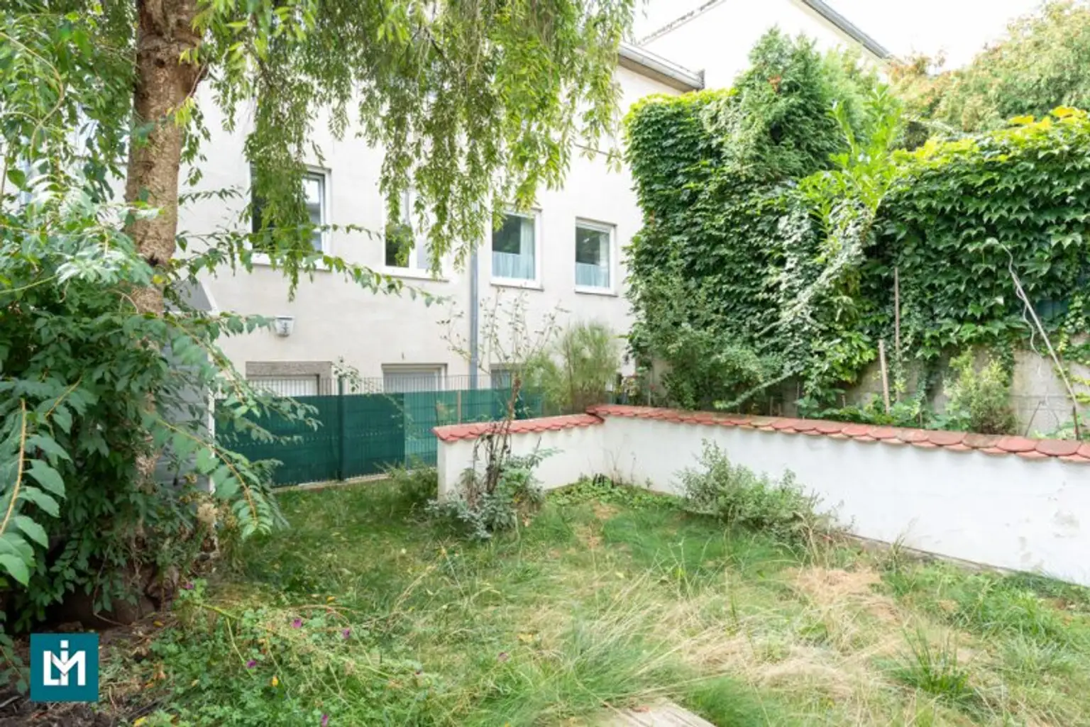 SCHÖNE 2 - ZIMMER GARTENWOHNUNG / NÄHE BAHNHOF NUSSDORF