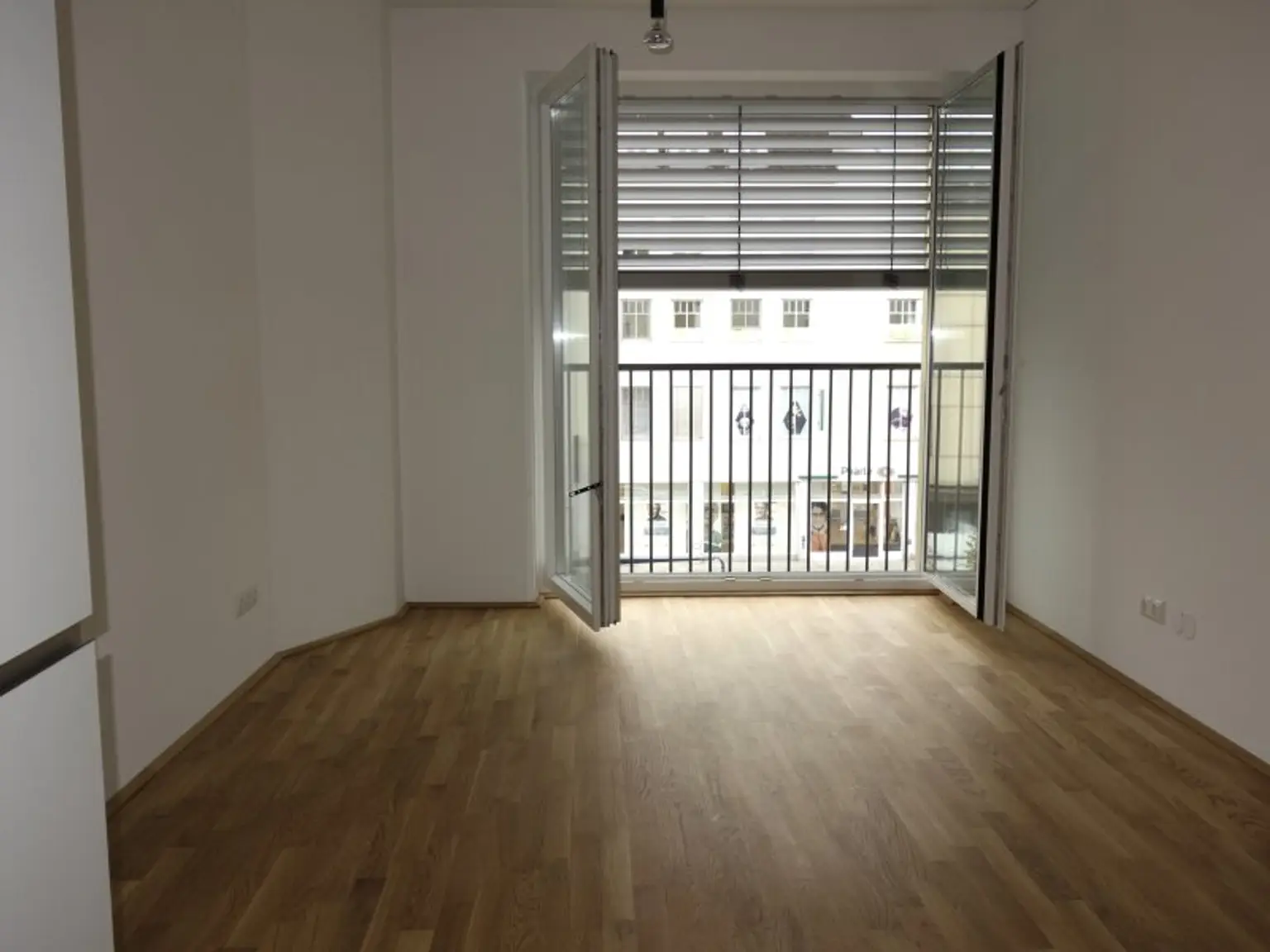 Top 2.8  -  2 Zimmerwohnung mit französischen Balkonen