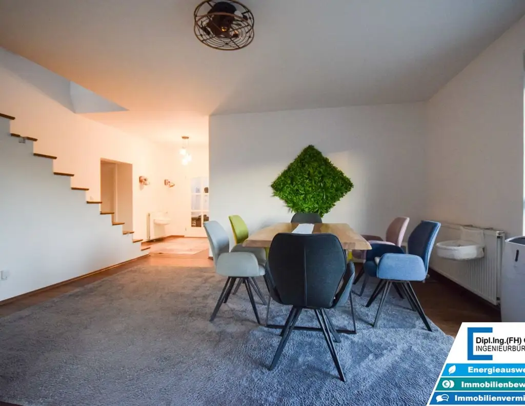 Großzügiges Einfamilienhaus mit über 230m² WFL, 1572m² Grund, Garage, Carport - Top Lage, Nähe BMW-Werk und SKF