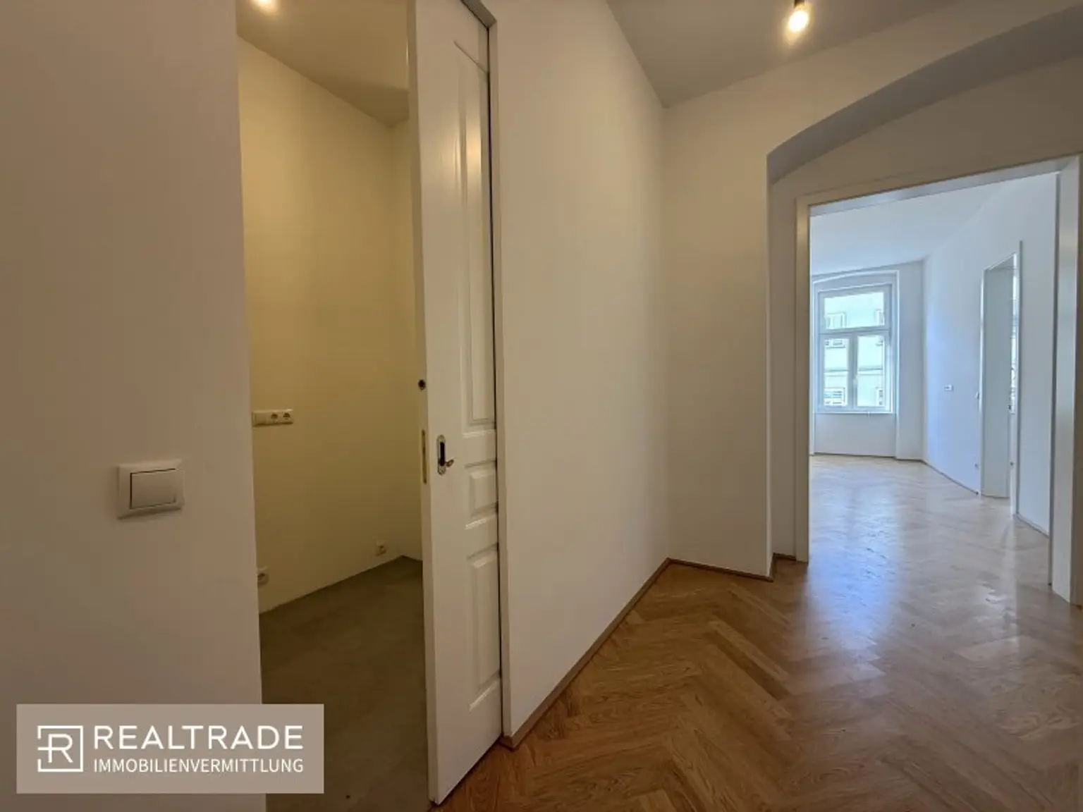 !!! NEU !!! Erstbezug Altbauwohnungen nähe Heinestraße