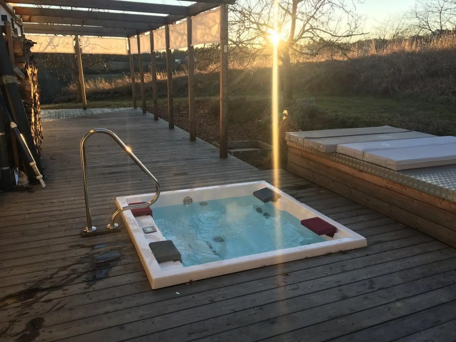 Whirlpool mit Sonne