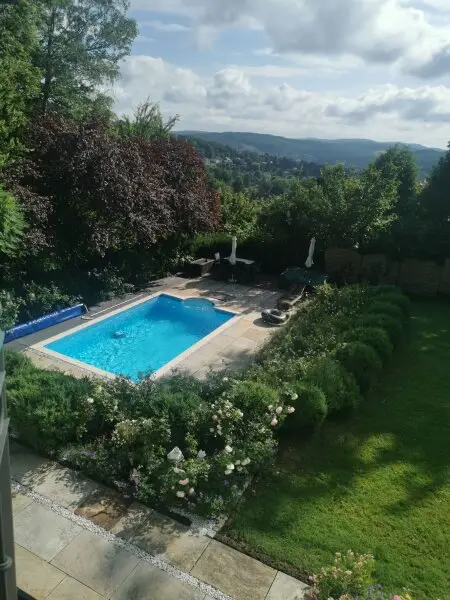 Wunderschöne Villa mit Pool und weitläufigem Grundstück, Nähe Pressbaum